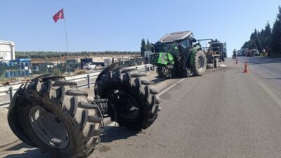 Balıkesir’in Bandırma ilçesinde, kamyonun traktöre arkadan çarpması sonucu meydana gelen