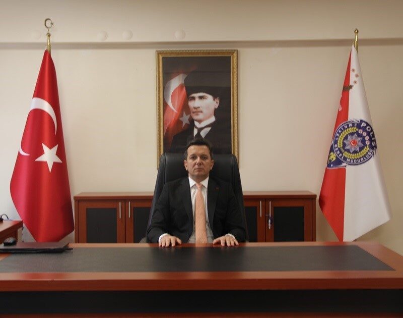 Bayburt İl Emniyet Müdürü Barış Erkol, Cumhurbaşkanı Recep Tayyip Erdoğan