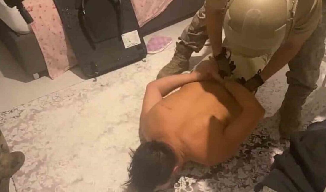 İzmir’de, uluslararası uyuşturucu ticareti yapan ve “Yaramışlar” suç örgütünü yöneten