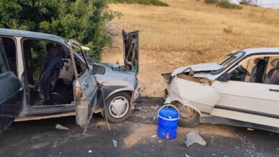 Besni ilçesinde meydana gelen trafik kazasında 8 kişi yaralandı. Kaza,