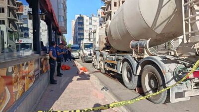 Adana’da bir kişinin, beton mikserinin altında kalması sonucu hayatını kaybettiği