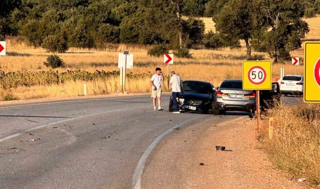 Konya’nın Beyşehir ilçesinde meydana gelen trafik kazasında 3 otomobil çarpıştı