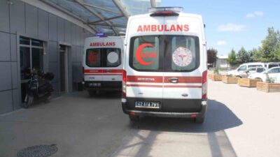 Beyşehir ilçesinde bir motosiklet kazası meydana geldi, sürücü yaralandı. Kazada