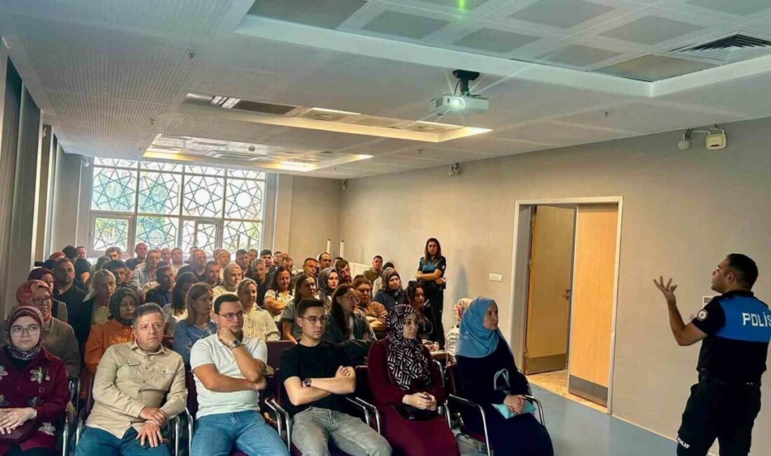 Bilecik’te 76 özel güvenlik görevlisine narkotik eğitimi verildi. Şehirde uyuşturucuyla