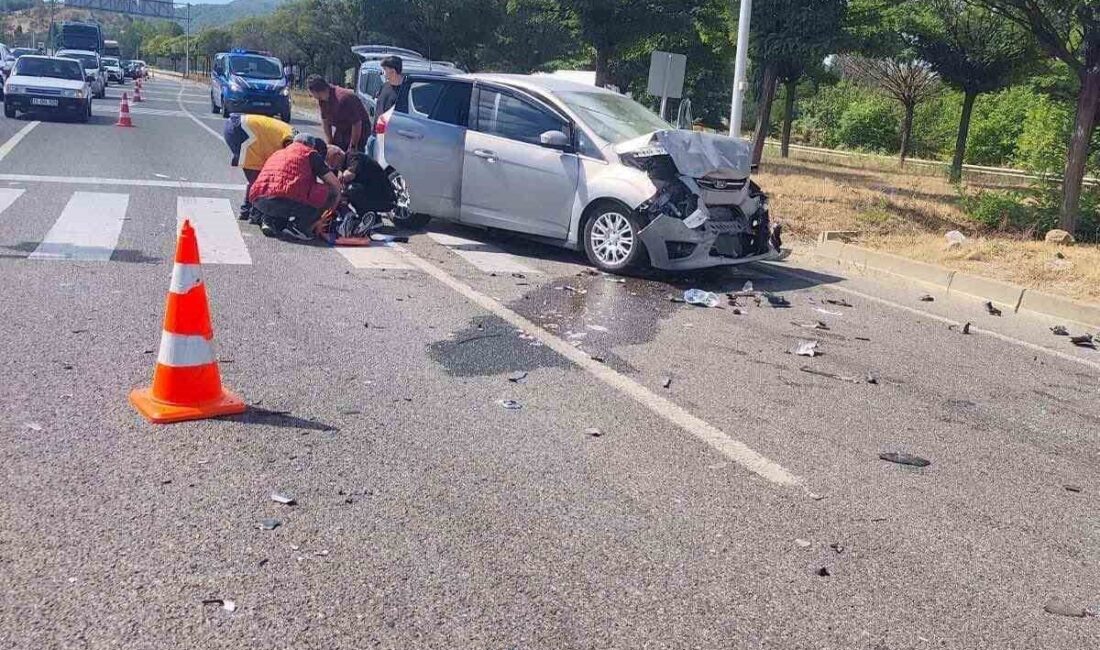 Bilecik’te meydana gelen trafik kazasında, iki otomobilin çarpışması sonucu 7