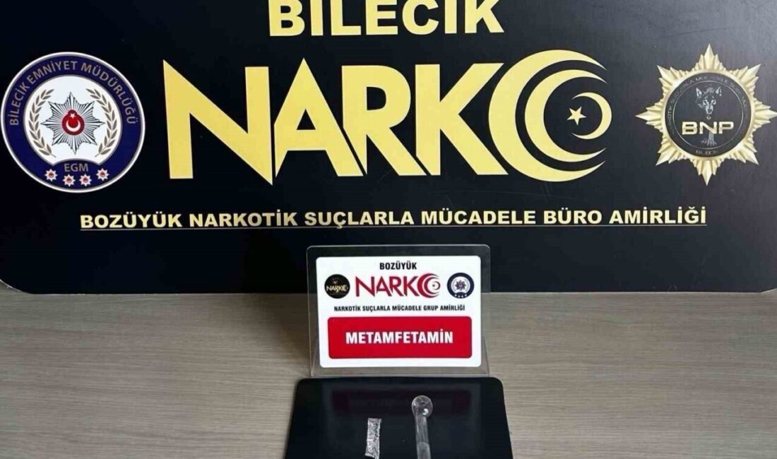 Bozüyük ilçesinde gerçekleştirilen uyuşturucu operasyonunda, polis ekipleri tarafından bir kişi