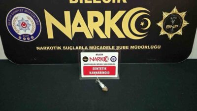 Bilecik’te düzenlenen operasyonda 1 kişi uyuşturucu bulundurmaktan yakalandı. Bilecik İl