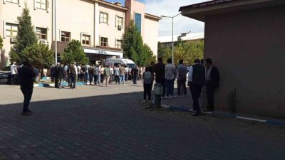 Bingöl’de, Solhan ilçesinde bulunan Öğretmen Hüseyin Artunç Mesleki ve Teknik