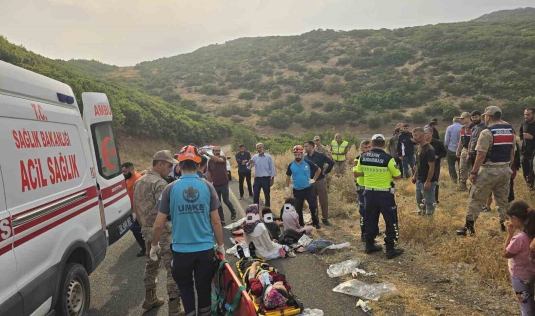 Bingöl’ün Adaklı ilçesinde bir minibüsün şarampole devrilmesi sonucu meydana gelen