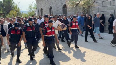 Bartın’ın Amasra ilçesinde meydana gelen trafik kazasında ağır yaralanan ve