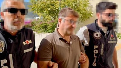 Muğla’nın Bodrum ilçesinde gerçekleştirilen baskında rüşvet suçlamasıyla yakalanan liman başkanı,