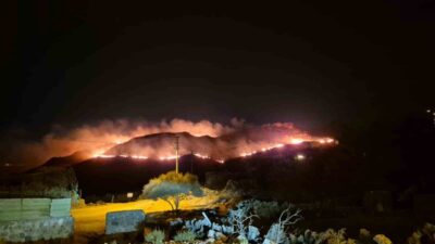 Bodrum ilçesinde, akşam saatlerinde otluk ve makilik alanda başlayan yangın,