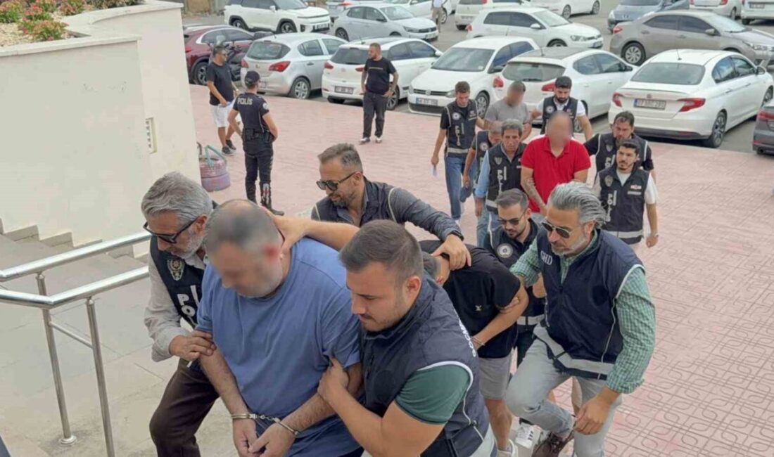 Muğla’nın Bodrum ilçesinde, tefecilik faaliyetlerine yönelik düzenlenen operasyonda yakalanan 8