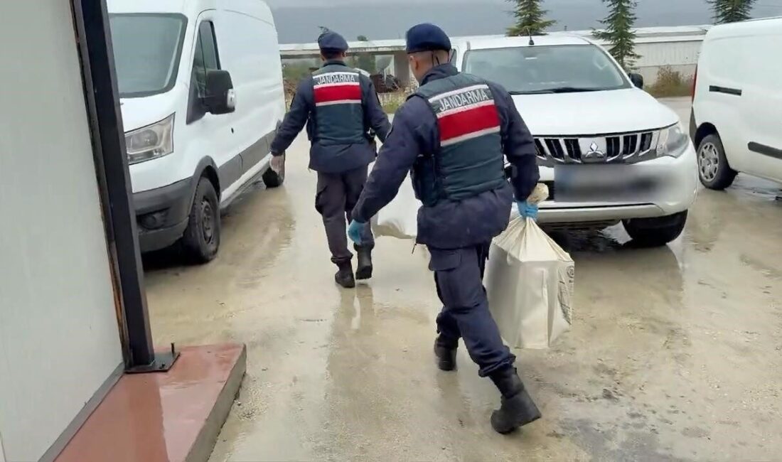 Bolu’da bulunan belediye kooperatifine yönelik yapılan ‘zimmet’ soruşturması kapsamında gözaltına