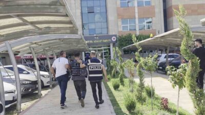 Hatay’ın Payas ilçesinde, boşanma sürecinde olduğu eşi ile yaşadığı bir