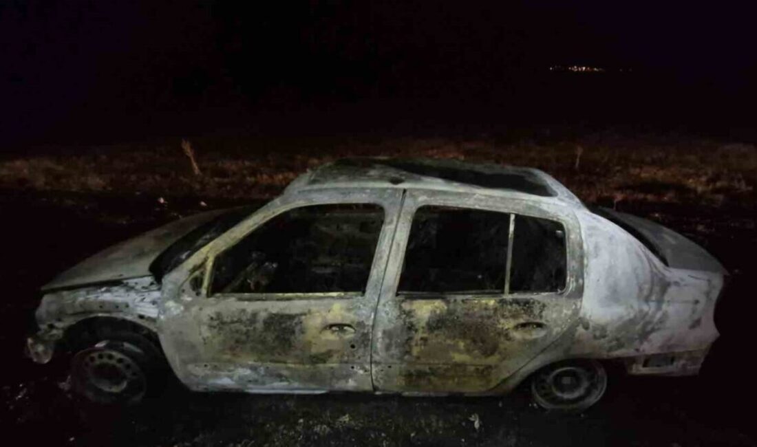 Yeşilova ilçesinde seyir halindeki bir aracın alev alması sonucu çıkan