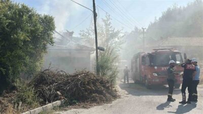 Burdur ilinde bir evde meydana gelen yangın, çevrede endişe yaratırken,