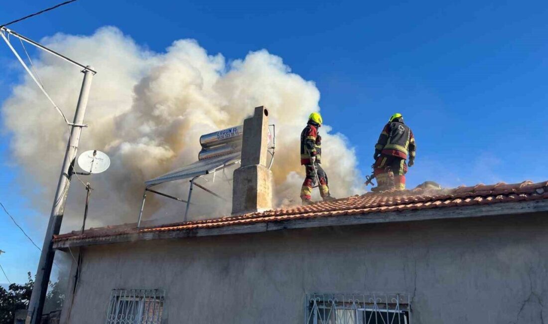 Hisarköy Mahallesi’nde bulunan bir evde çıkan yangın, itfaiye ekipleri tarafından