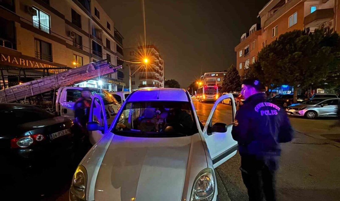 Bursa’nın Gürsu ilçesinde yaklaşık bin polisin katılımıyla gerçekleştirilen asayiş operasyonunda
