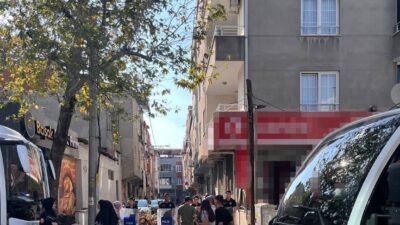 Bursa’nın Gürsu ilçesinde bir çay ocağı önünde husumetli olduğu bir