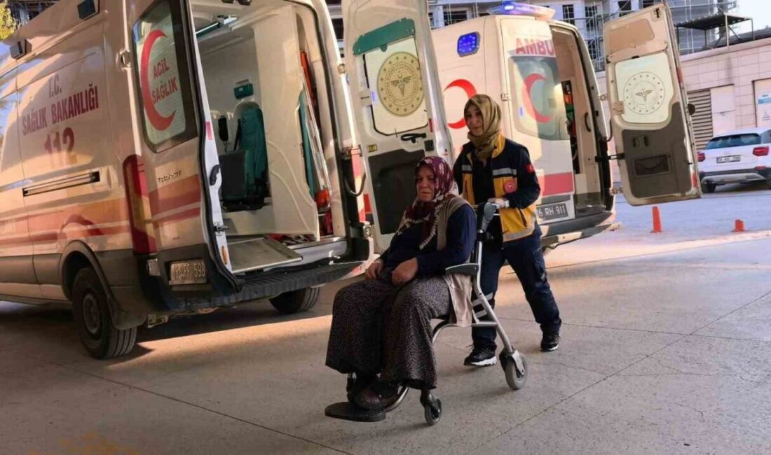 Bursa’nın İnegöl ilçesinde meydana gelen kaza sonucunda otomobil bir dere