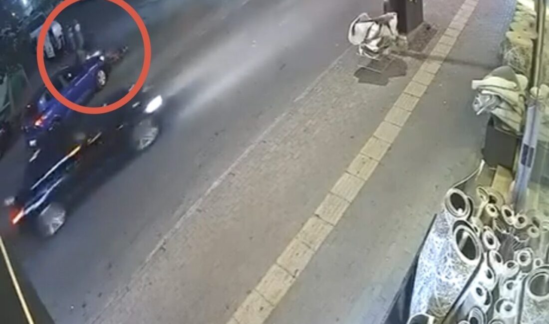 Bursa’da meydana gelen trafik kazasında motosikletli bir kuryenin otomobil ile