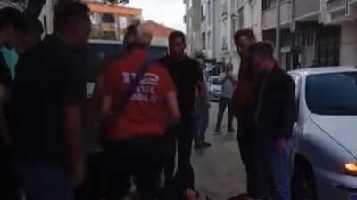 Karacabey ilçesinde bir otomobil ile motosikletin çarpışması sonucu meydana gelen