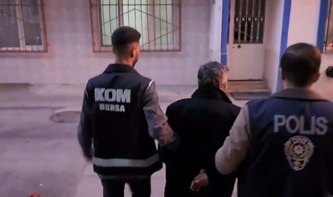 Bursa’da, ev sahibi olma hayali kuran 160 sağlık çalışanını dolandırdıkları