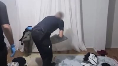Bursa’da polis ekipleri tarafından düzenlenen bir operasyonda 1 kilo 210