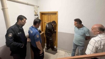 Tosya ilçesinde bir vatandaşın camiye giderken yanık kokusu yayarak itfaiye