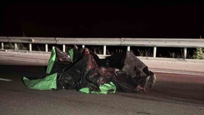 Çanakkale’nin Ezine ilçesinde, 97 yaşındaki bir adamın yolun karşısına geçmeye