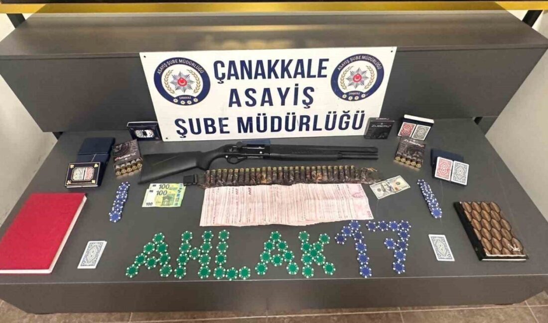 Çanakkale’deki güvenlik operasyonlarında 4 şüpheli tutuklandı. Çanakkale İl Emniyet Müdürlüğü