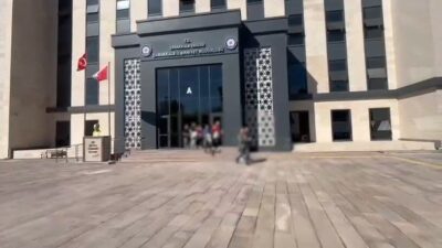 Çanakkale’de güvenlik ekipleri tarafından düzenlenen kaçak göçmen operasyonunda 7 organizatör