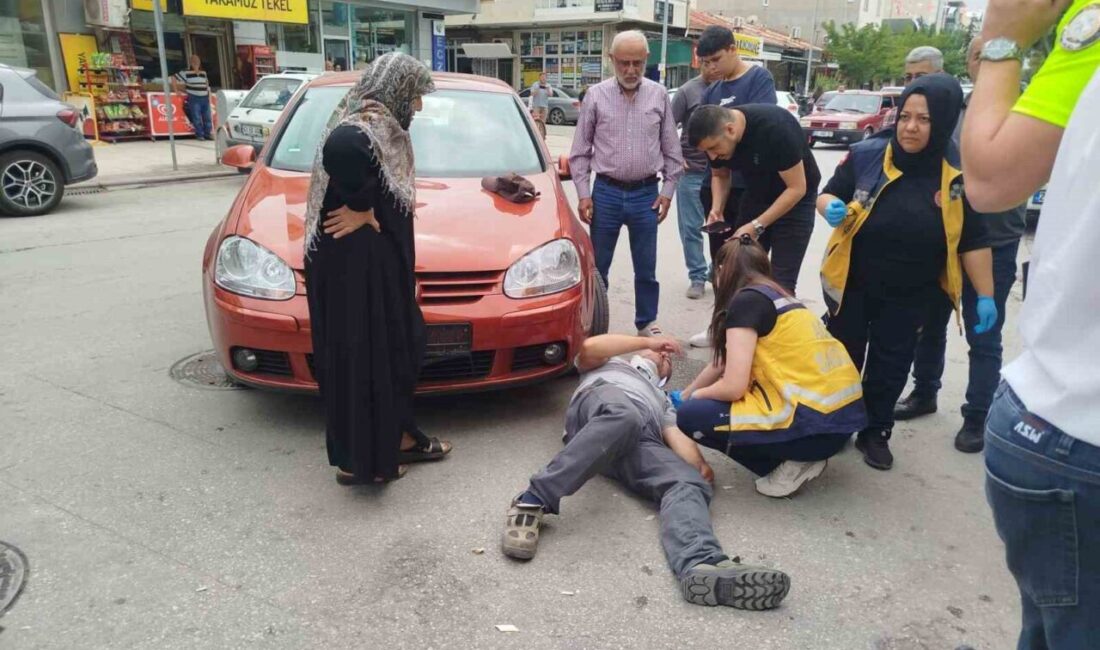 Denizli’nin Çivril ilçesinde, elektrikli bisikletiyle seyir halinde olan belediye personeli