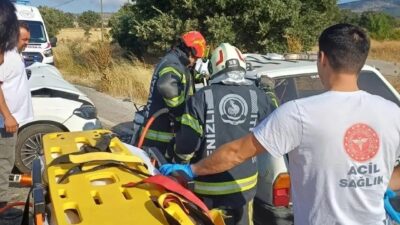 Denizli’nin Çivril ilçesinde meydana gelen trafik kazasında 5 kişi yaralandı.