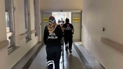 Adıyaman ilinde, iki genç arkadaşın samanla dolu poşete kolonya döküp