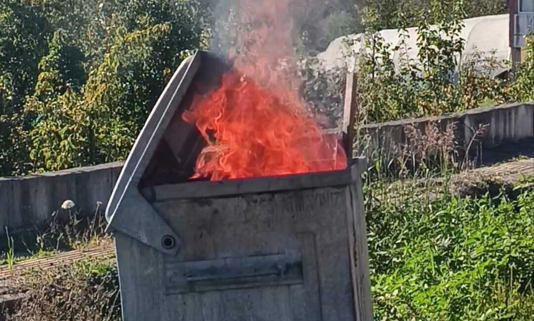 Bartın’ın Çaydüzü Mahallesi’nde bir çöp konteynerinde meydana gelen yangın, mahalle