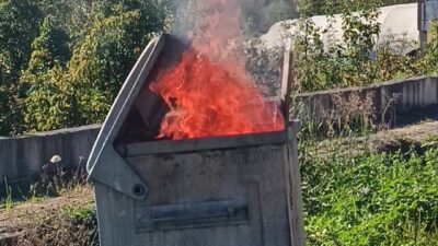 Bartın’ın Çaydüzü Mahallesi’nde bir çöp konteynerinde meydana gelen yangın, mahalle