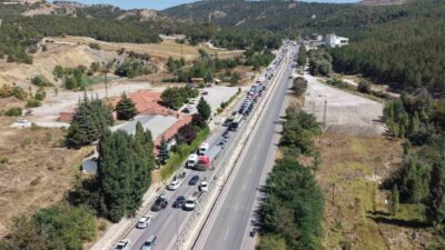 Çorum’da meydana gelen zincirleme trafik kazasında 5 kişi yaralandı. Kazada,