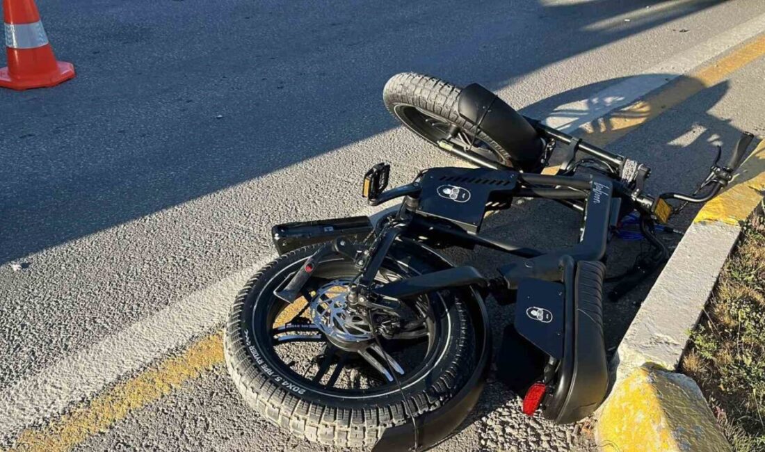 Çorum’un Çevre Yolu Bulvarı Binevler Kavşağı’nda meydana gelen bir trafik