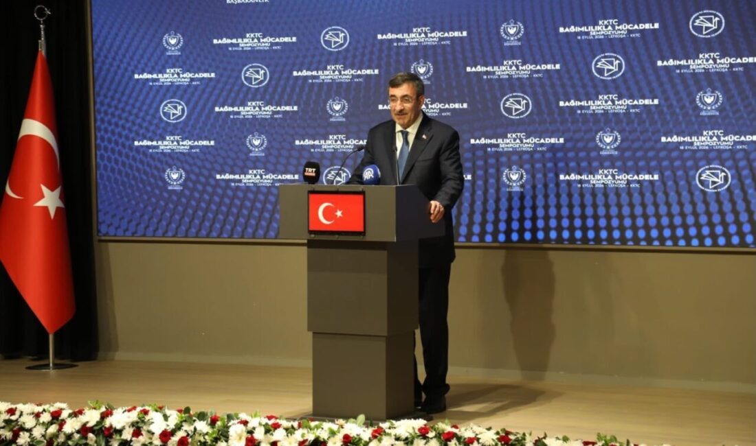 KKTC Cumhuriyet Meclisi’nde gerçekleştirilen Bağımlılıkla Mücadele Sempozyumu’nda konuşan Cumhurbaşkanı Yardımcısı