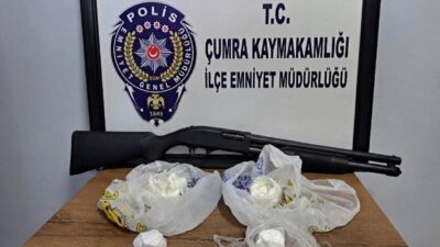 Çumra ilçesindeki polis operasyonunda, uyuşturucu madde kullanımı ve ticaretini engellemeye
