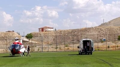 Darende ilçesinde apandisit teşhisi konulan 8 yaşındaki bir çocuk, ambulans