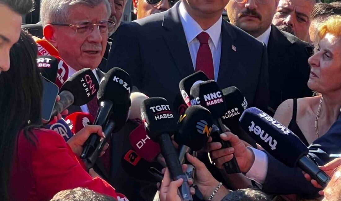 Gelecek Partisi Genel Başkanlığı görevinden alınan Ahmet Davutoğlu, Ankara Cumhuriyet