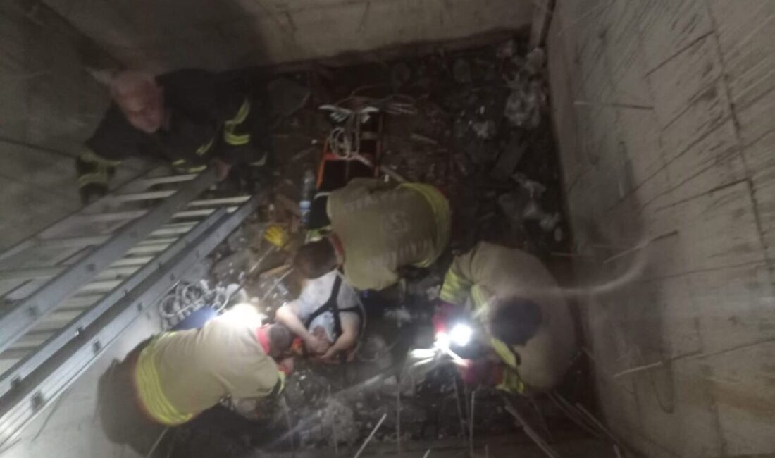 Hatay’da inşaatı devam eden bir binada asansör boşluğuna düşen bir