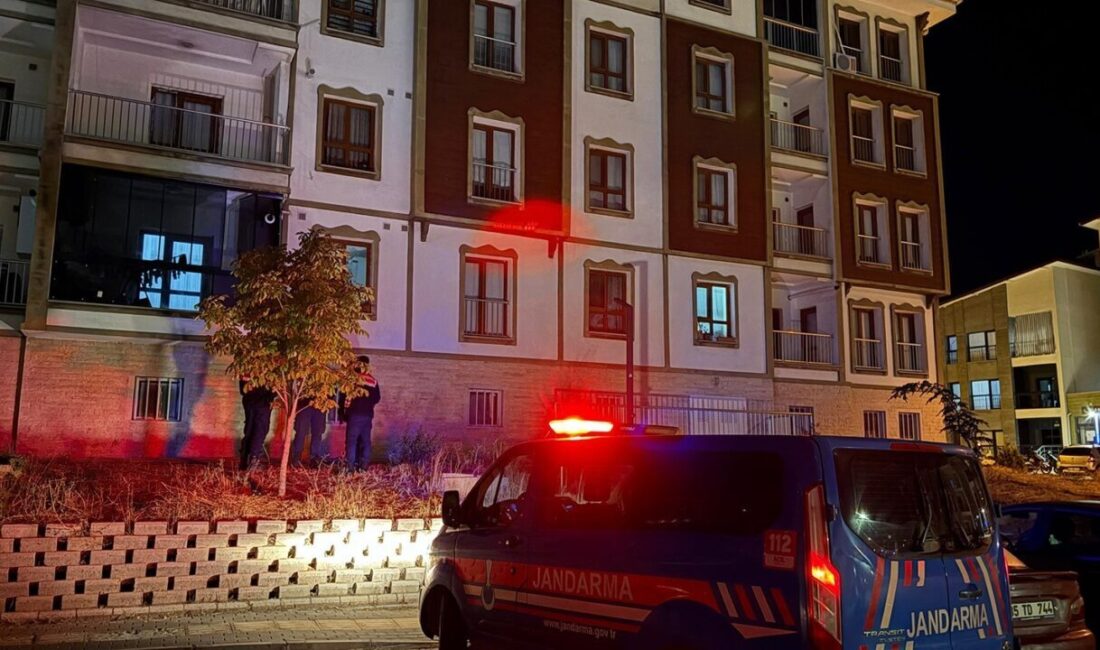Manisa’nın Kula ilçesinde, 17 yaşındaki bir genç kızın dengesini kaybederek