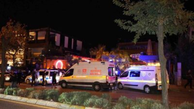 Denizli’de, iki grup arasında yaşanan alacak verecek meselesi sonrasında bir