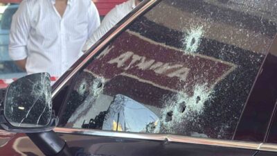 Diyarbakır’ın Yenişehir ilçesinde meydana gelen olayda, trafik ışıklarında bekleyen bir