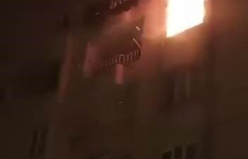 Diyarbakır’ın Sur ilçesinde, 5. katta çıkan yangın bölgede kısa bir