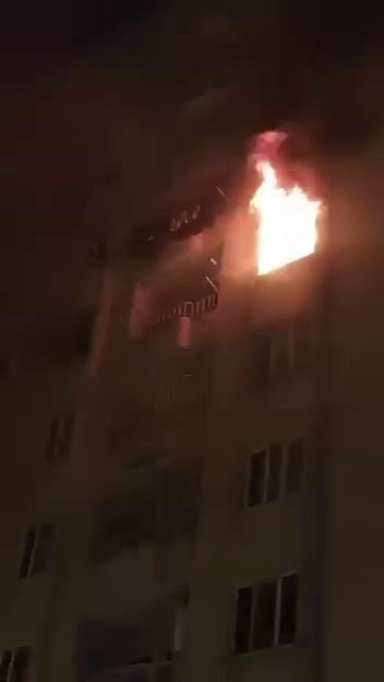 Diyarbakır’ın Sur ilçesinde, 5. katta çıkan yangın bölgede kısa bir